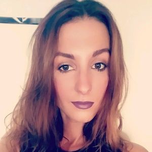 Meet your Posher, Andie